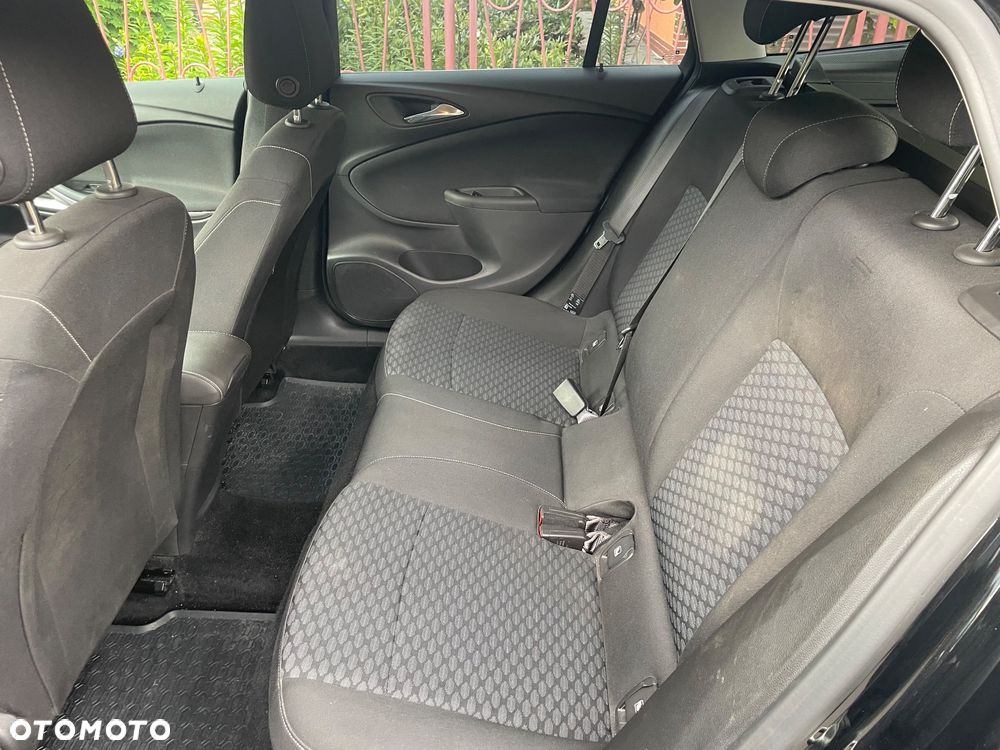 Opel Astra 1.4 T Enjoy - 12