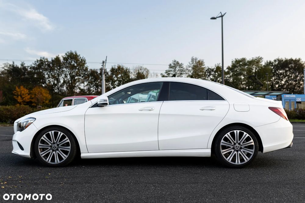 Mercedes-Benz CLA 250 7G-DCT - 14