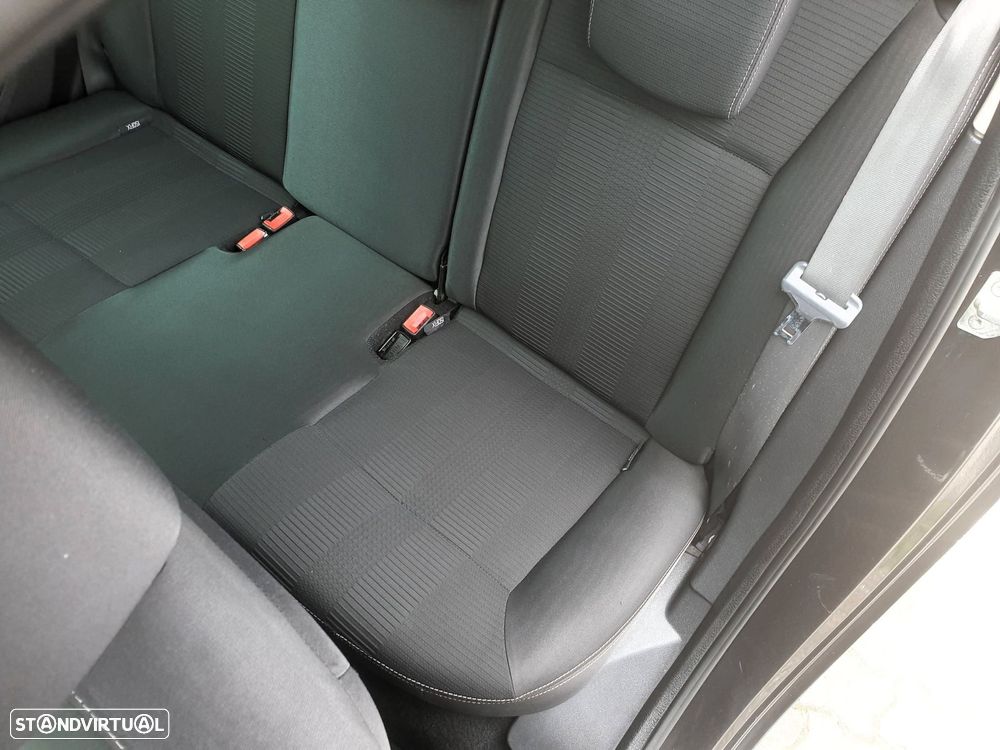 Renault Clio 1.5 dCi Dynamique S - 38