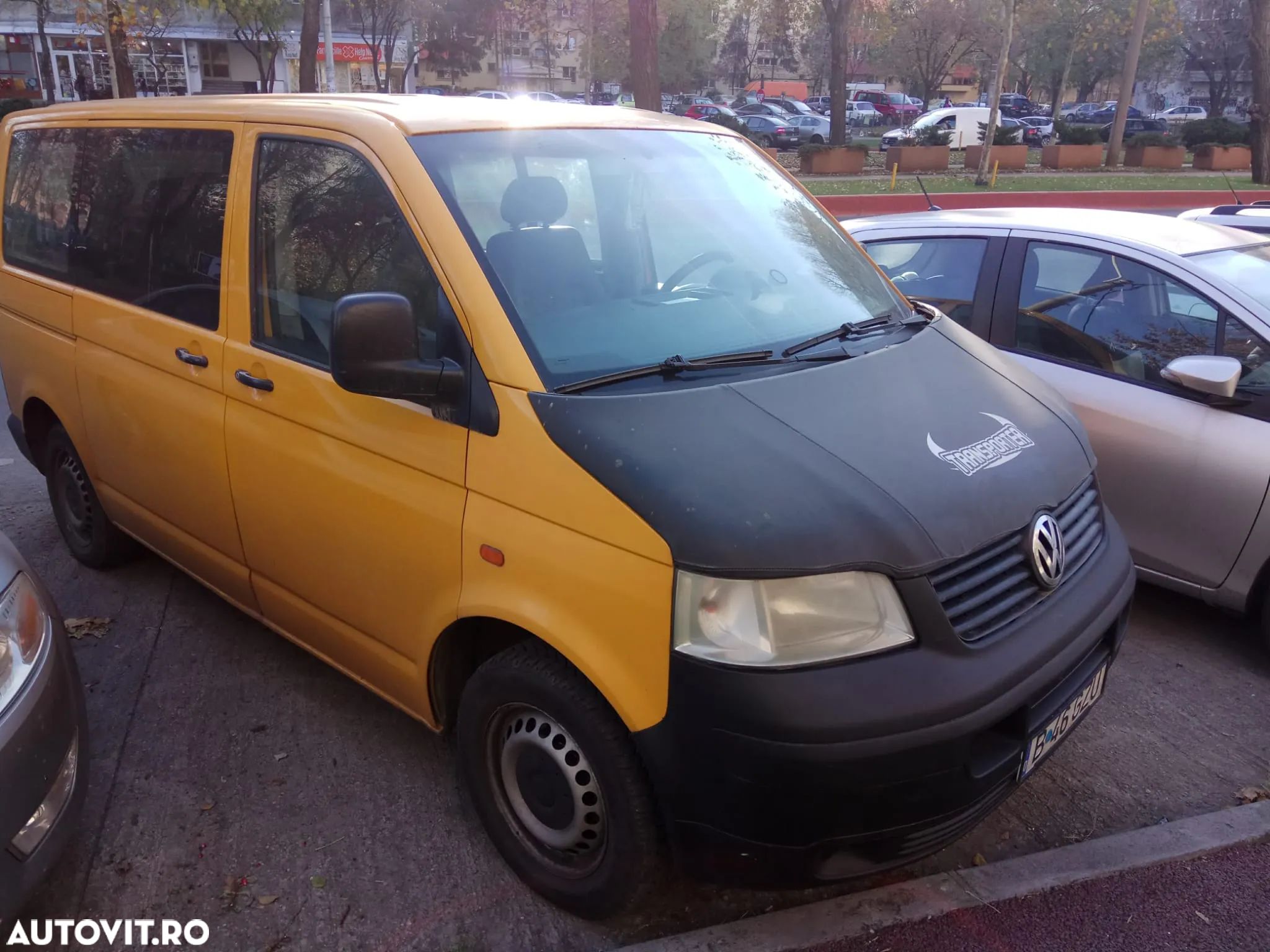 Volkswagen Transporter - 1