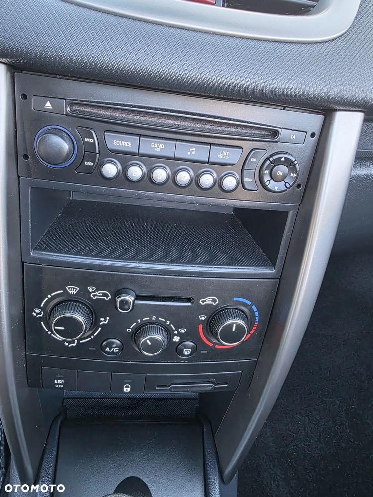 Peugeot 207 CC 120 VTi Active - 34
