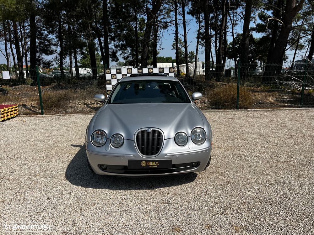 Jaguar S-Type - 2