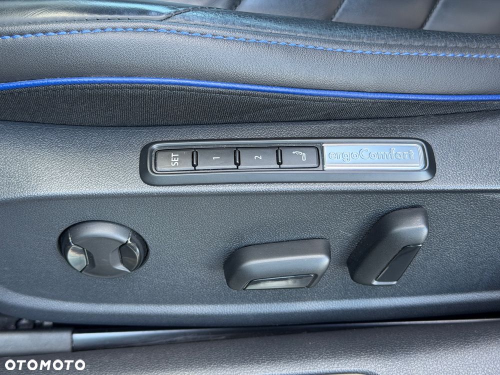 Volkswagen Arteon 2.0 TSI 4Motion R DSG - 19