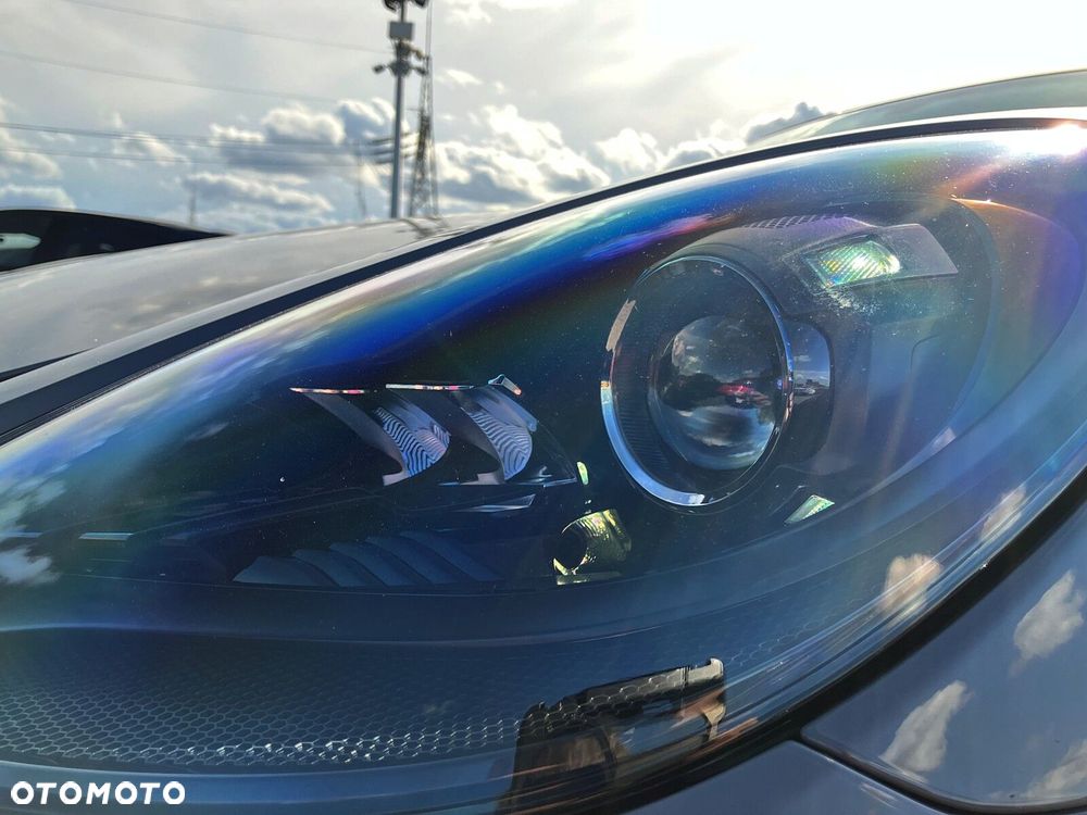 Porsche 718 Spyder - 9