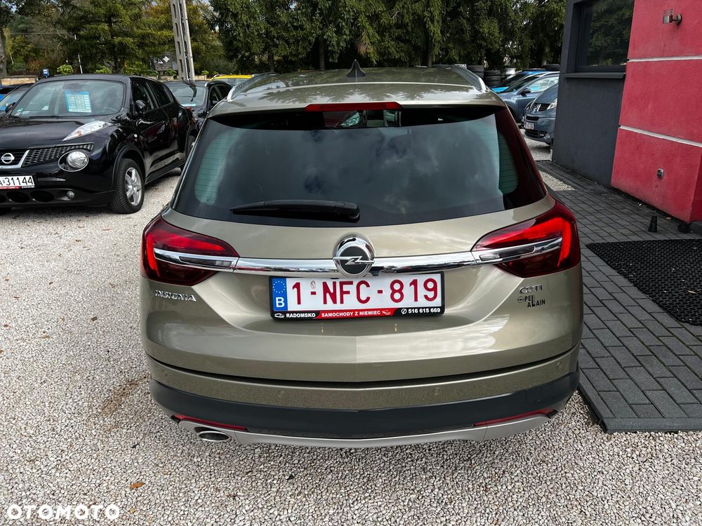 Opel Insignia - 11