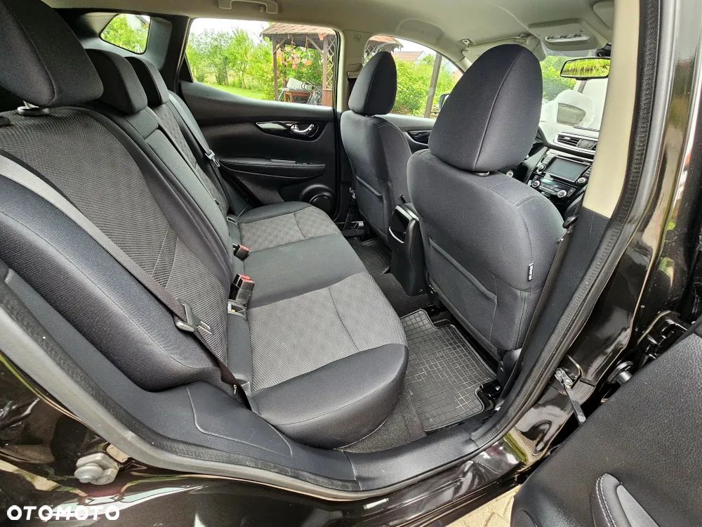 Nissan Qashqai 1.6 DCi ALL-MODE 4x4i ACENTA - 31