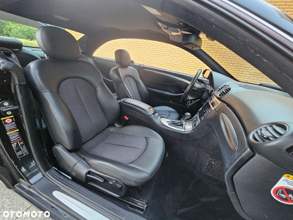 Mercedes-Benz CLK - 15