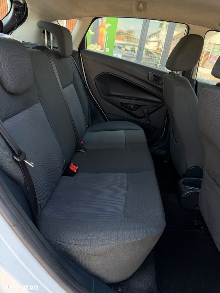 Ford Fiesta - 5