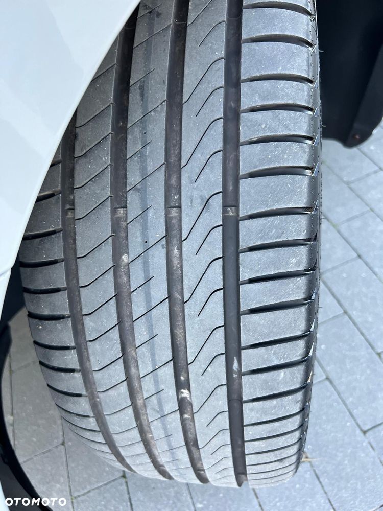 Skoda Superb Combi 2.0 TDI 4x4 DSG SportLine - 32