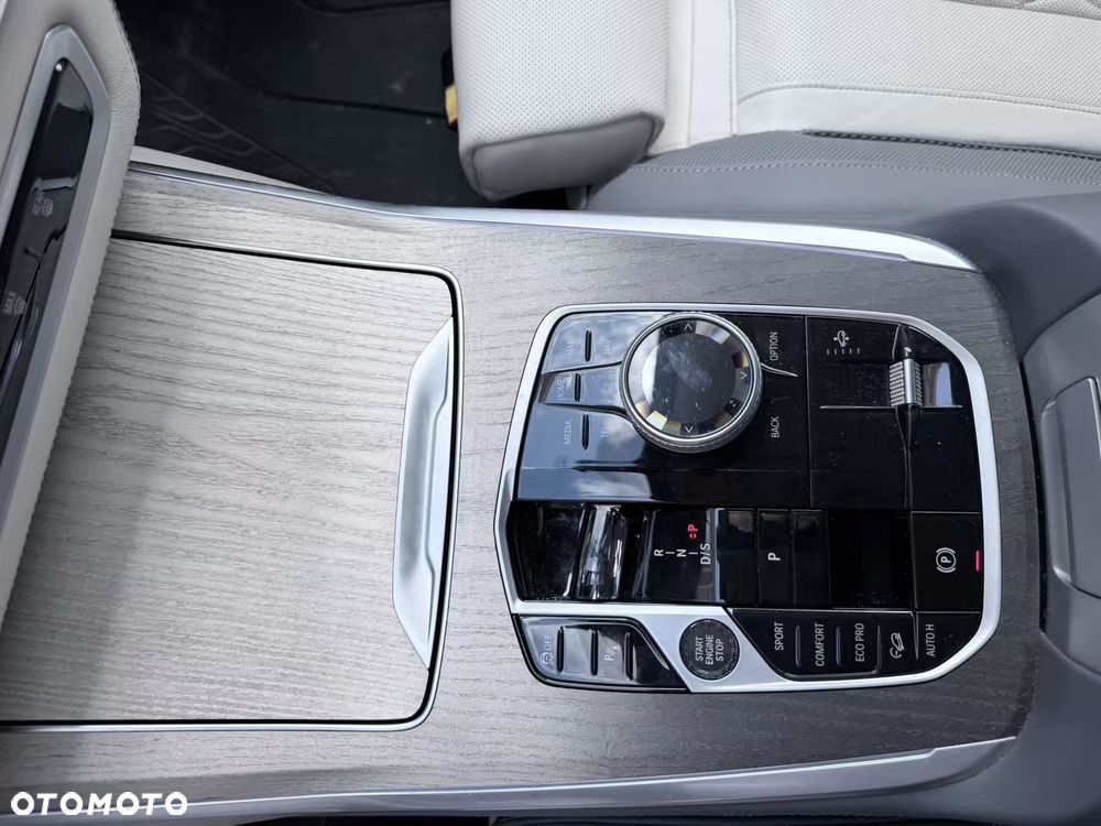 BMW X7 xDrive40i mHEV M Sport Edition sport - 12