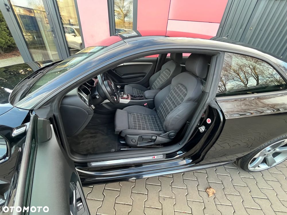 Audi A5 Coupé 2.0 TDI DPF quattro - 9