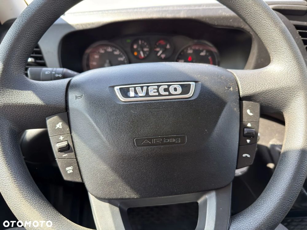 Iveco 35C14 - 26