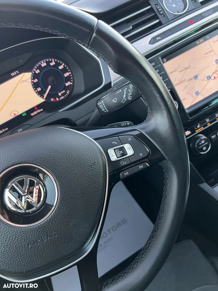 Volkswagen Passat Variant 2.0 TDI DSG (BlueMotion Technology) Highline - 19