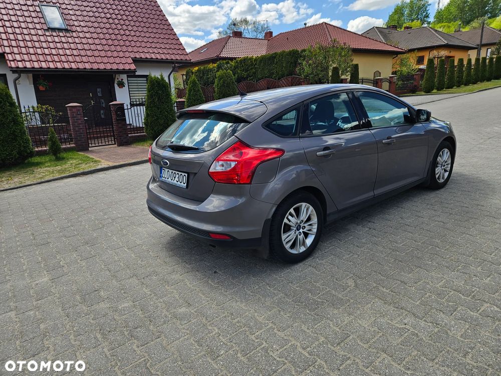 Ford Focus 1.6 Trend - 5