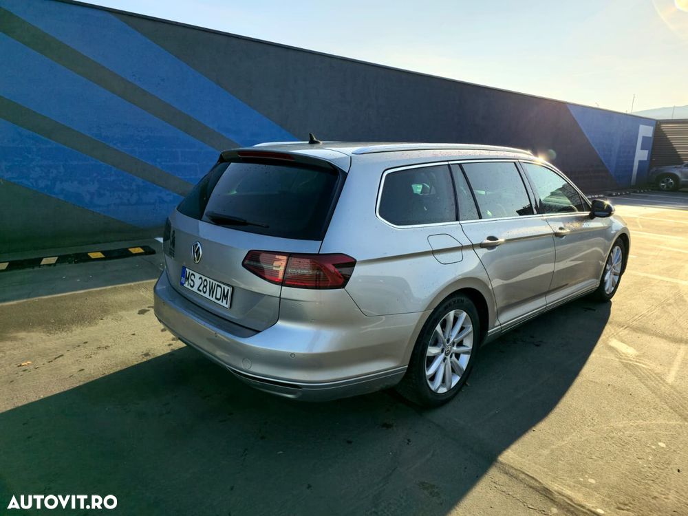 Volkswagen Passat 2.0 TDI DSG Comfortline - 9