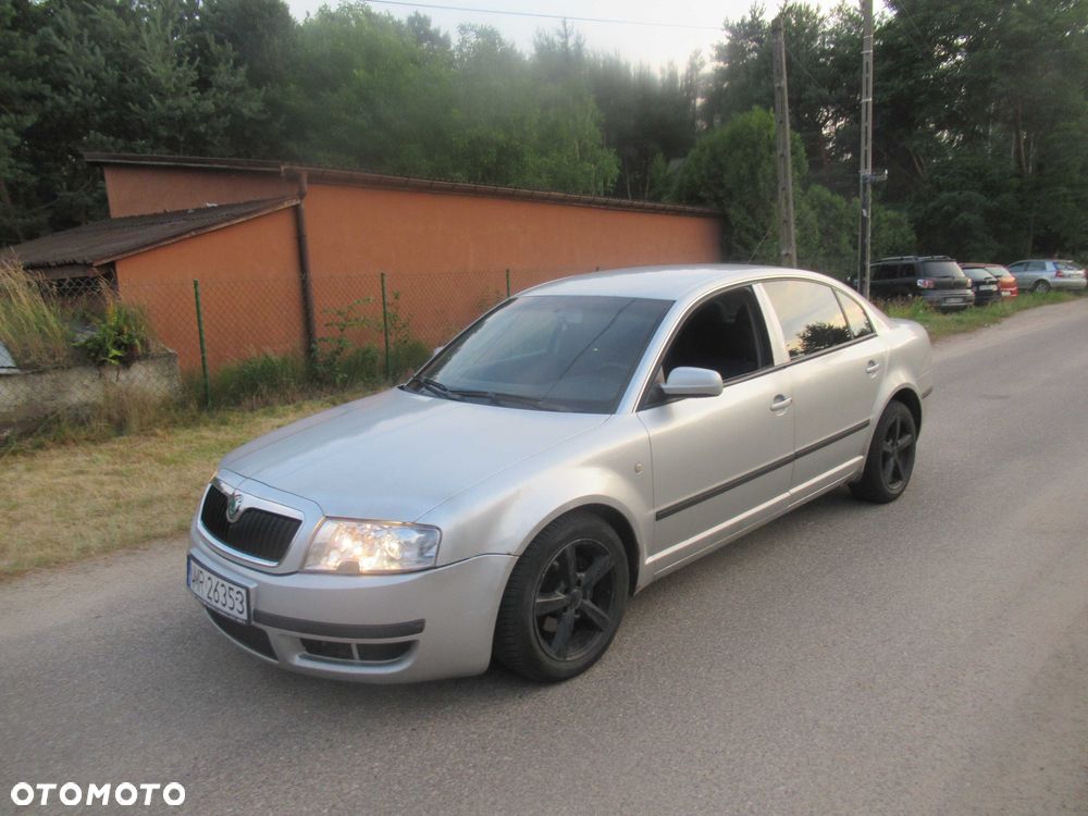 Skoda Superb - 1