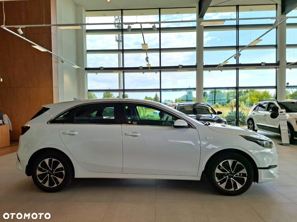 Kia Ceed - 3