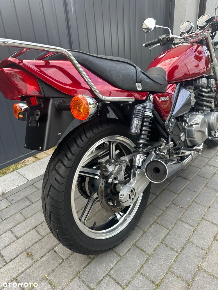 Kawasaki Zephyr - 7