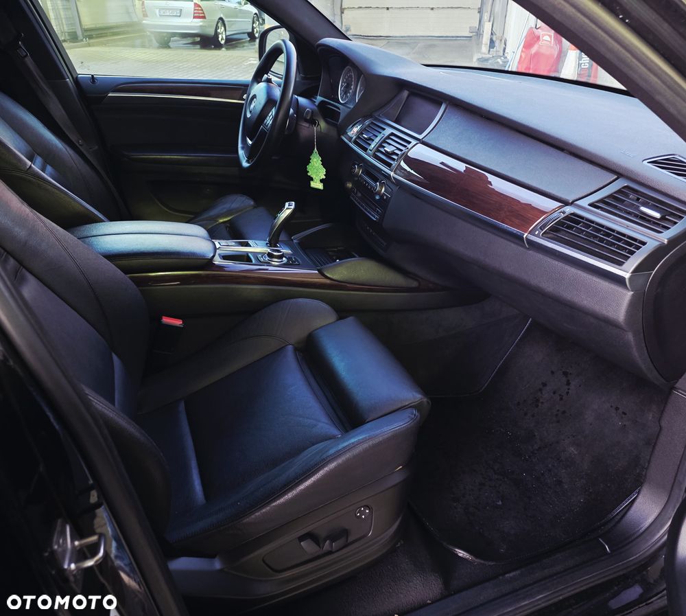 BMW X6 - 10