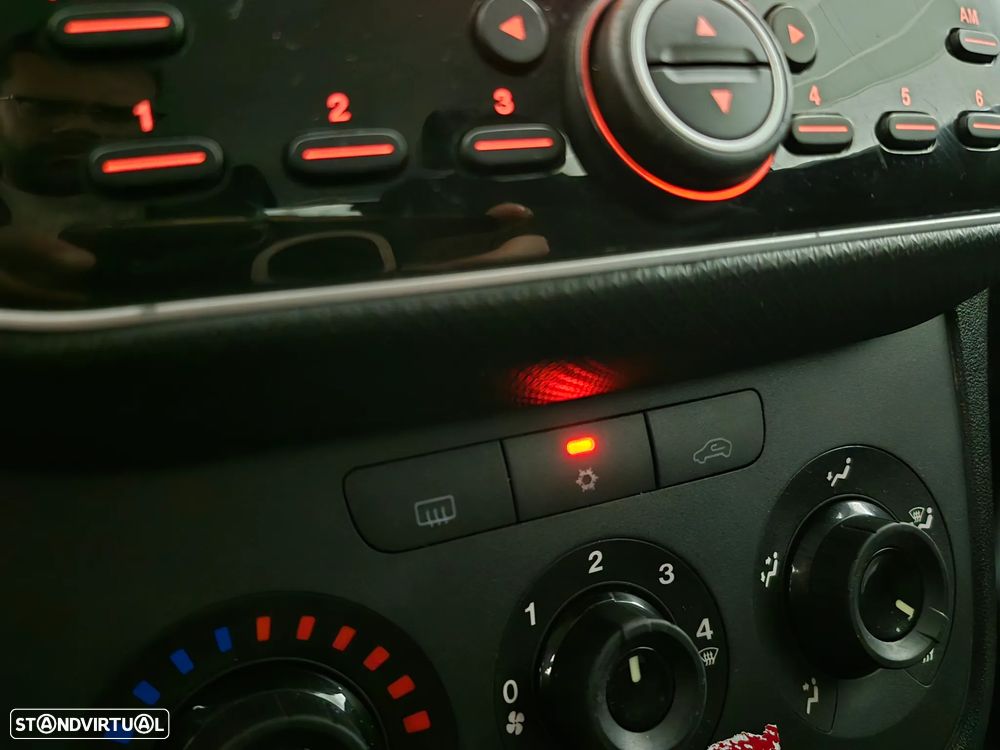 Fiat Punto 1.2 Easy S&S - 11