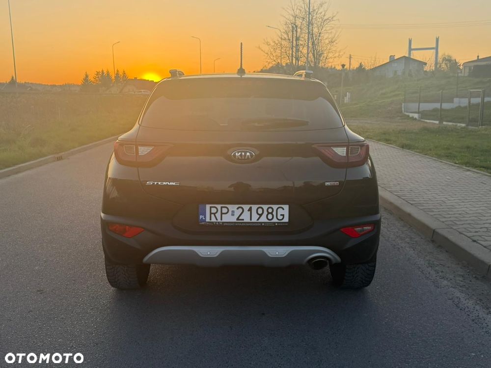 Kia Stonic 1.0 T-GDI 120 Edition 7 - 9