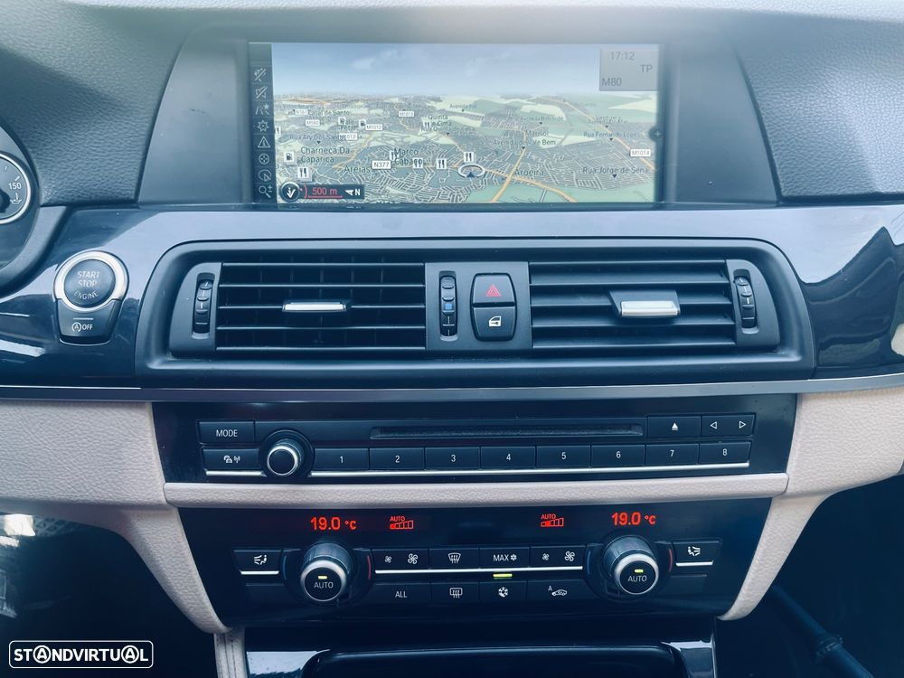 BMW 525 d Exclusive Auto - 16