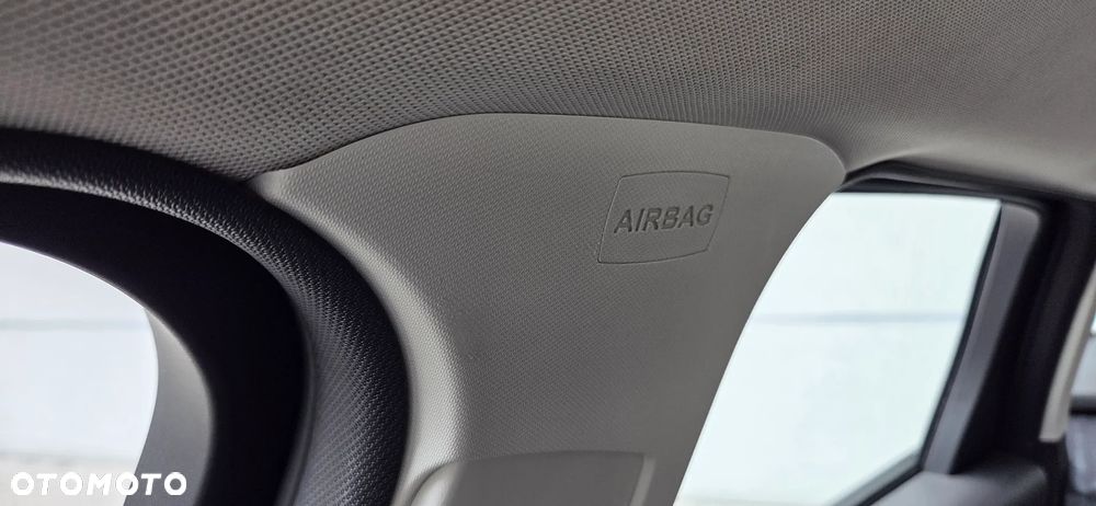 Ford Focus 1.0 EcoBoost 99g Trend - 29