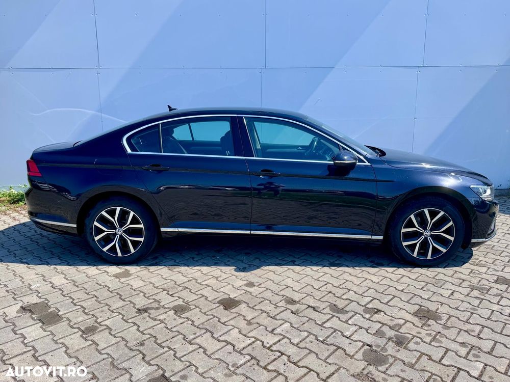 Volkswagen Passat - 8