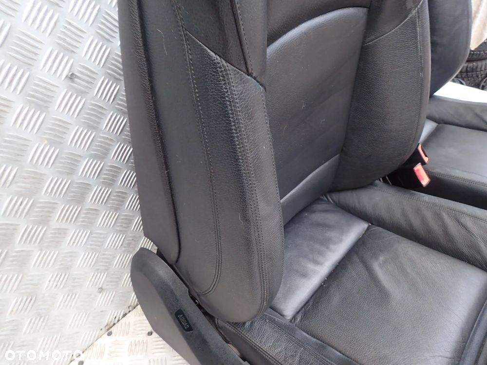 FOTELE SKÓRA BOCZKI BMW 5GT M-PAKIET  F07 - 17