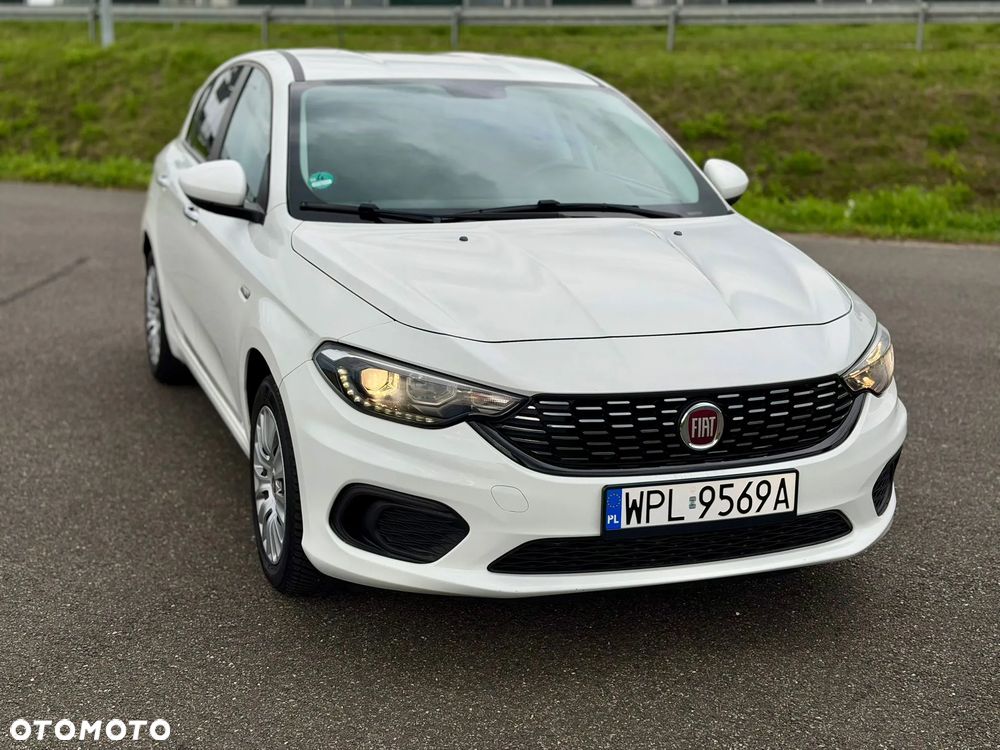 Fiat Tipo 1.4 T-Jet 16v Easy - 2