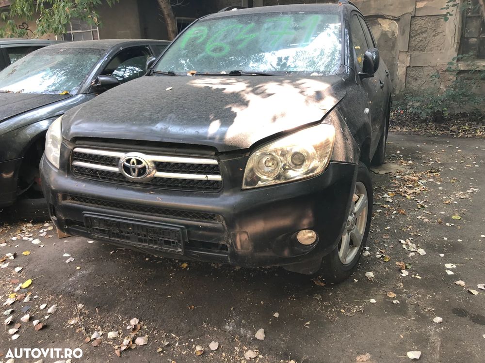 Dezmembrez Toyota RAV 4 motor VVT 16valve - 2