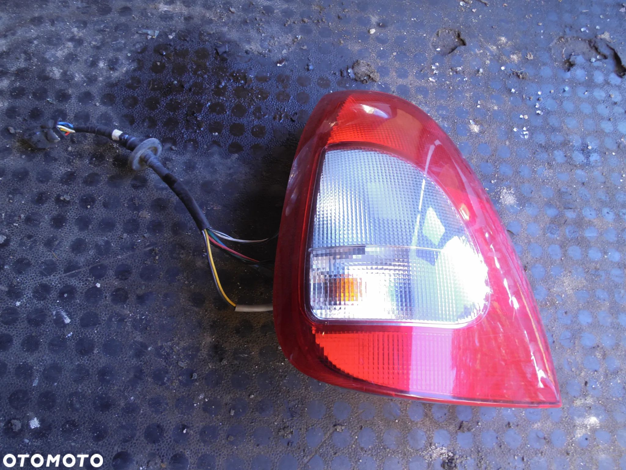 DAEWOO NUBIRA II KOMBI LAMPA LEWY TYŁ LEWA TYLNA ORYGINAŁ - 1