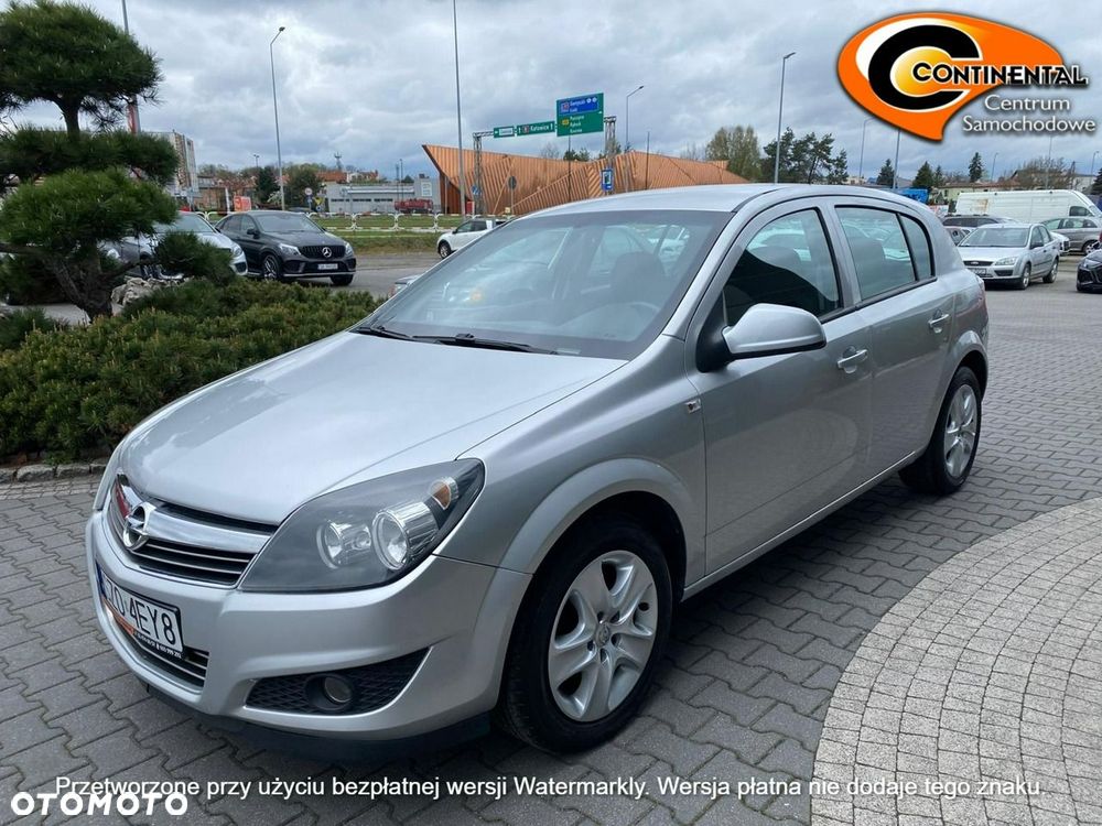 Opel Astra - 2