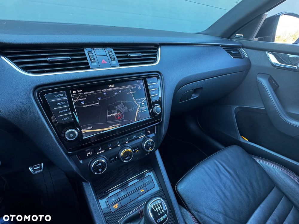 Skoda Octavia 2.0 TDI RS - 11