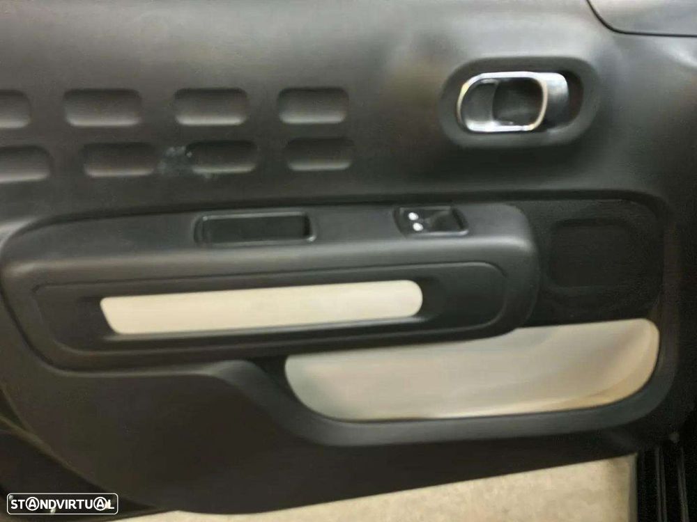 Citroën C3 1.2 PureTech Plus - 17