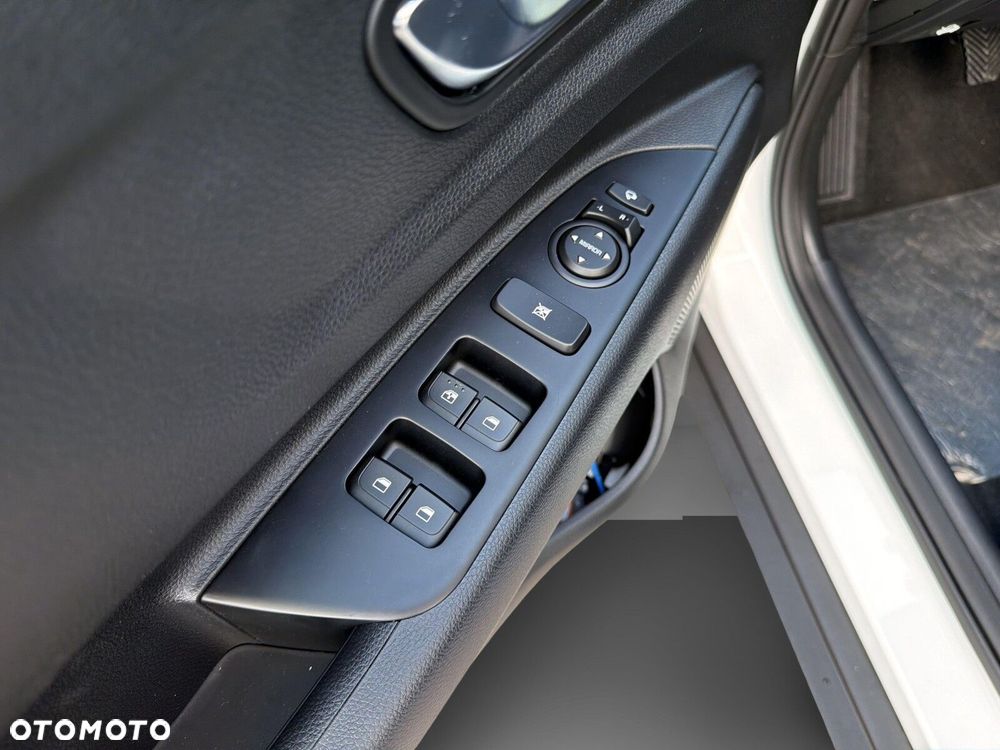 Kia Stonic - 20