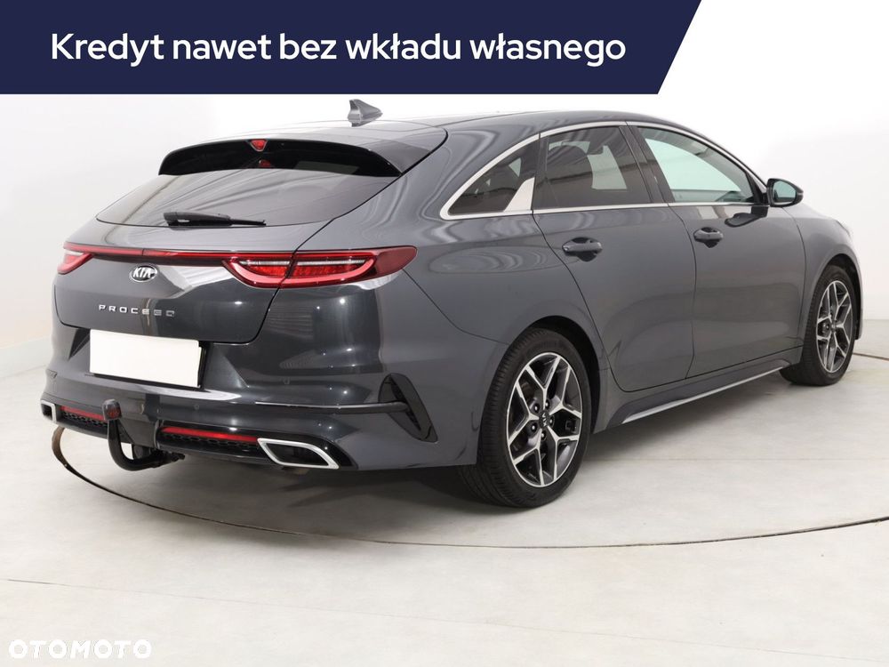 Kia ProCeed - 7
