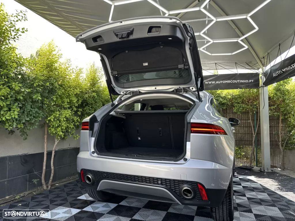 Jaguar E-Pace 2.0 i4D - 6