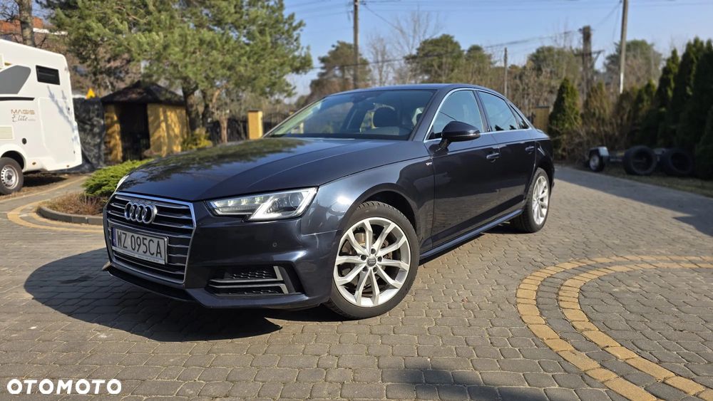 Audi A4 Limousine - 1