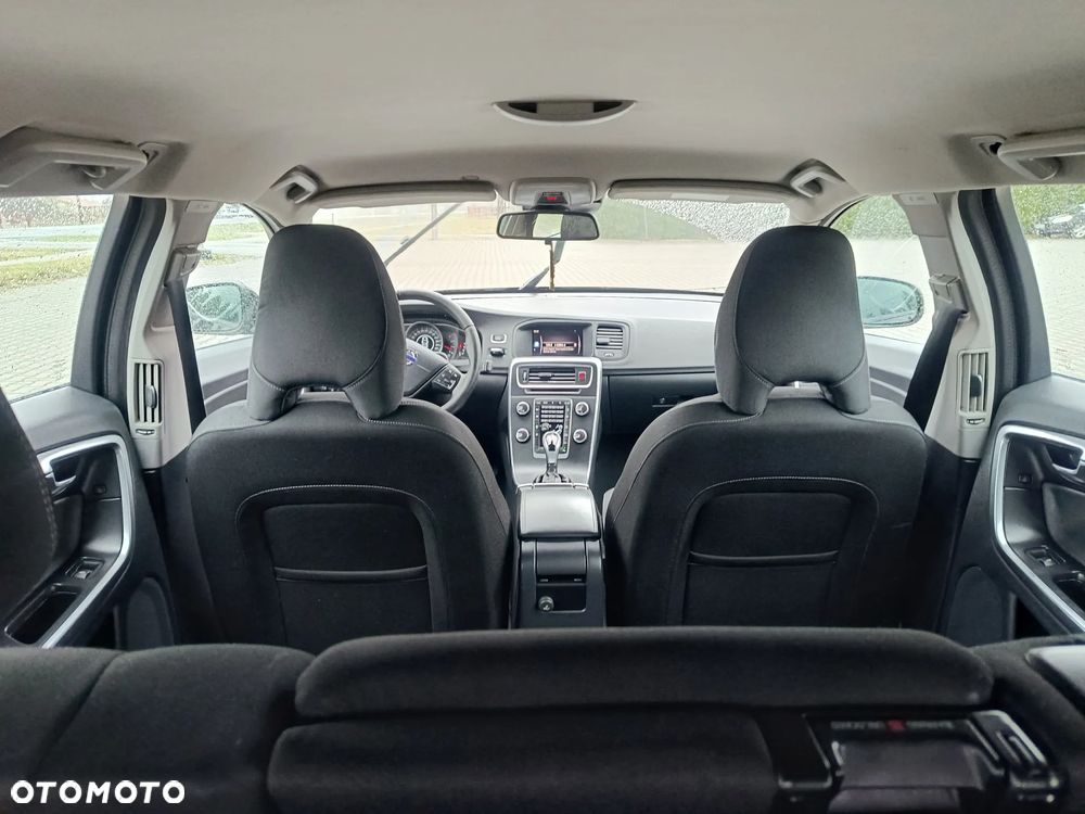 Volvo V60 D2 Drive-E Dynamic Edition (Momentum) - 12