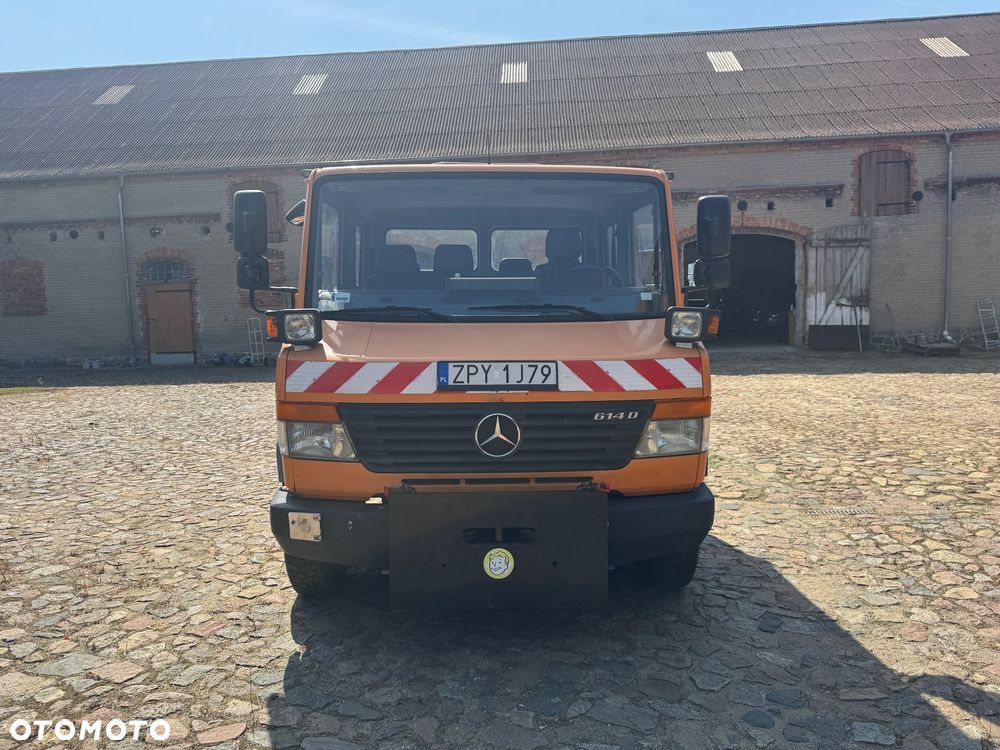 Mercedes-Benz Vario 614 - 9