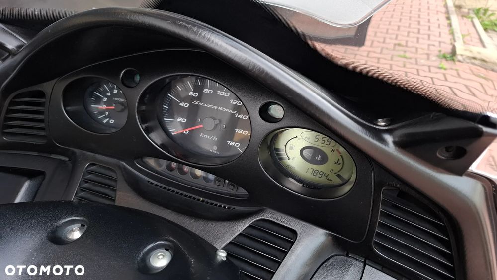 Honda Silver Wing - 10