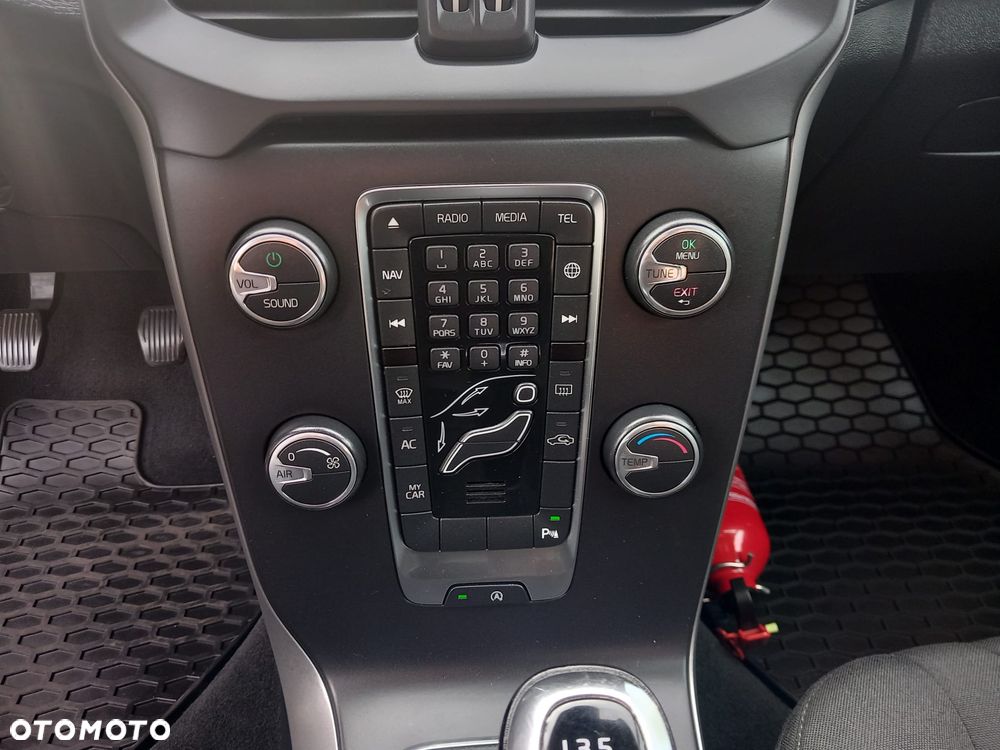 Volvo V40 D2 Kinetic - 22