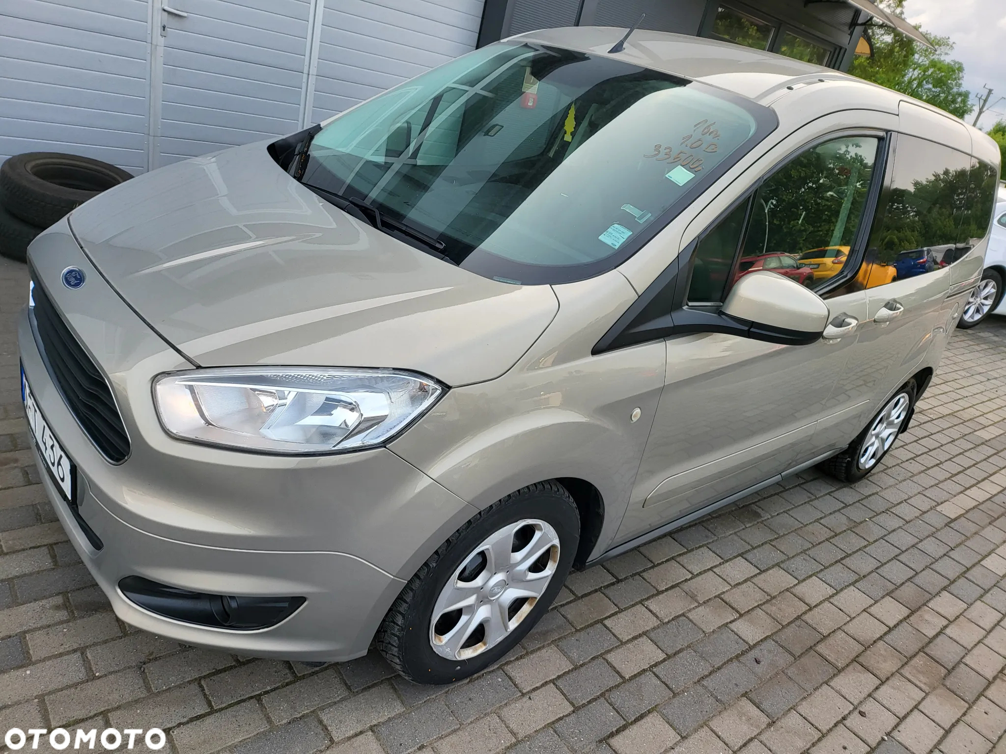Ford Tourneo Courier 1.0 EcoBoost S&S Trend - 30