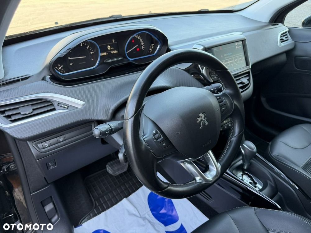 Peugeot 2008 1.2 Pure Tech GPF Active S&S EAT6 - 20