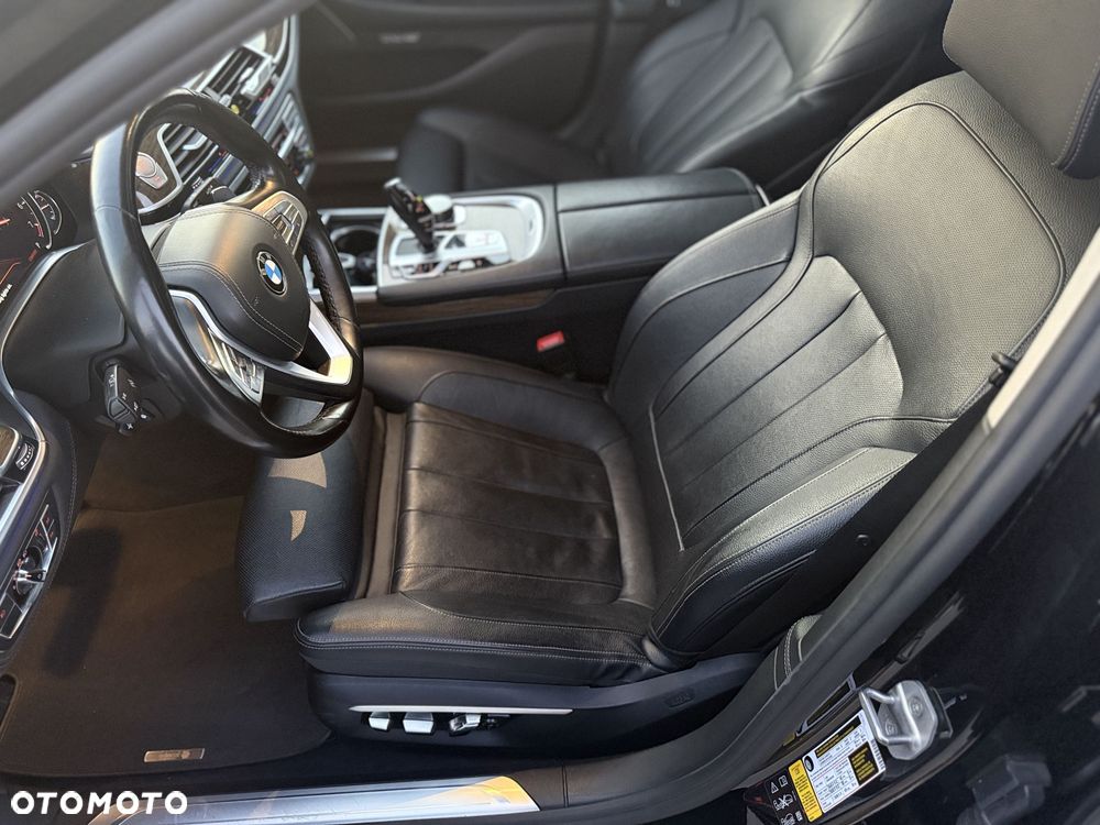 BMW Seria 7 740Li xDrive - 18