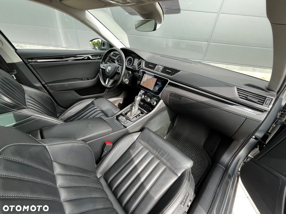 Skoda Superb 2.0 TDI SCR L&K DSG - 23