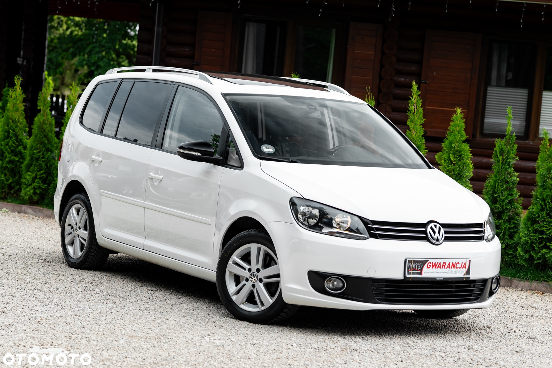 Volkswagen Touran 2.0 TDI DPF BlueMotion Technology MATCH - 6