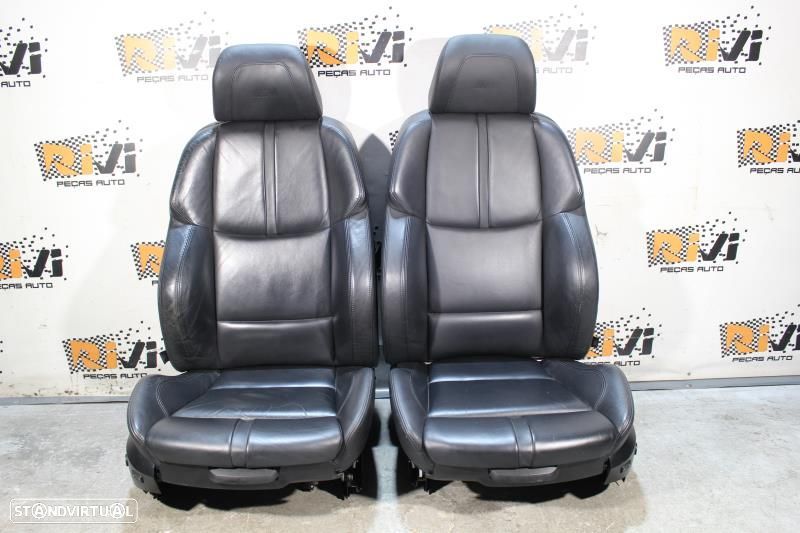 Bancos da Frente BMW M3 E92 em Pele - 1