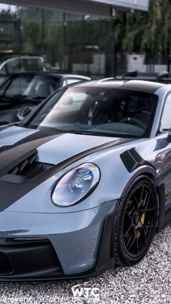 Porsche 911 GT3 RS - 12